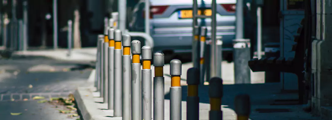 Safe and Convenient Retractable Barrier Column Systems for Properties in Pace, FL